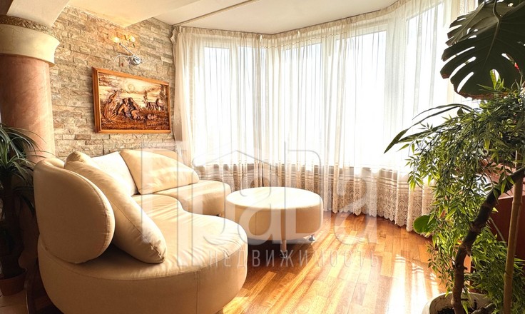 5-комн. на ул. Киренского, 5а