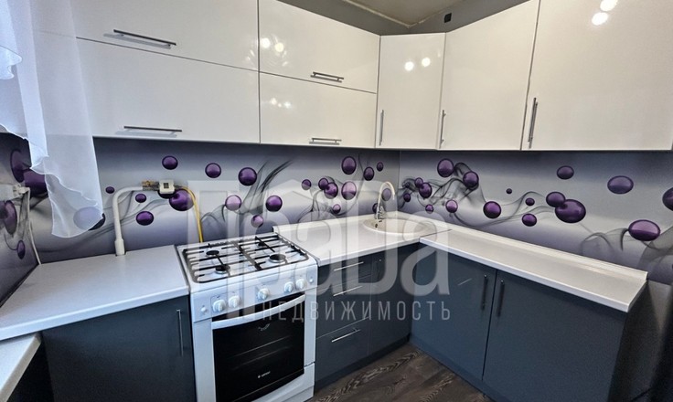 2-комн. на ул. Гладкова, 17