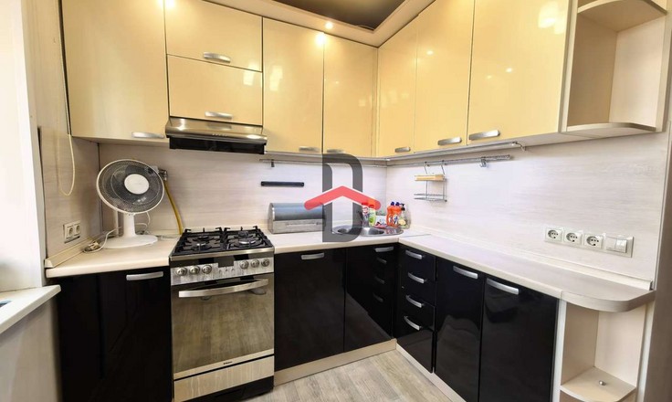 2-комн. на ул. Аэровокзальная, 8з