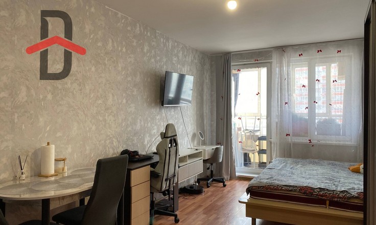 Студия на ул. Лесопарковая, 25