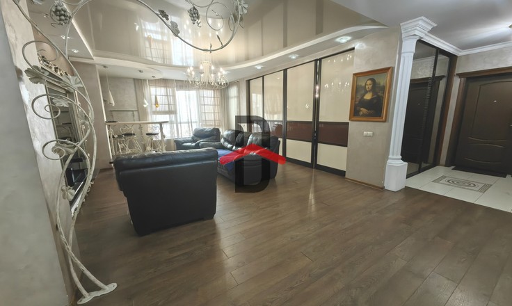 3-комн. на ул. Авиаторов, 39